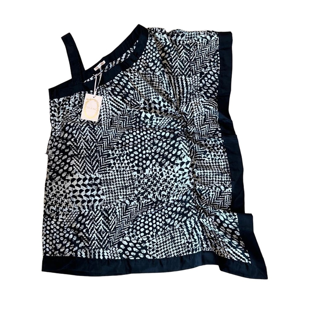 NWT Women's Toi et Moi Asymmetrical Blouse SZ L